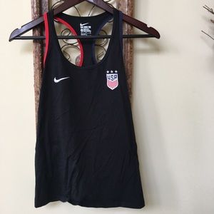 Nike Tee - Athletic Cut Black/red/blue